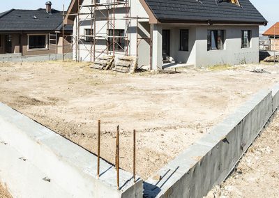 Toiture de maison toute neuve- Pose de toiture en bardeaux asphalte à Laval, Sainte-Théràse et sur la Rive-Nord de Montréal